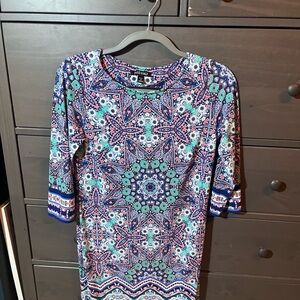 Roz & Ali Women's Blue and Pink Patterned Long Sleeve Dress